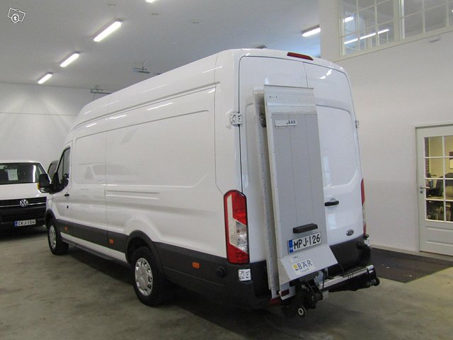 Ford Transit 12