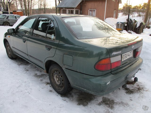 Nissan Almera 2