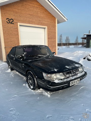 Saab 900, kuva 1