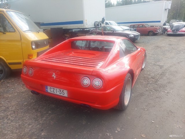 Pontiac Fiero 3