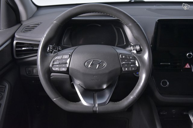 Hyundai IONIQ PLUG-IN 25