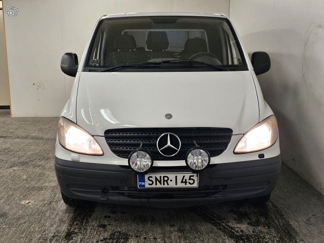 Mercedes-Benz Vito 2