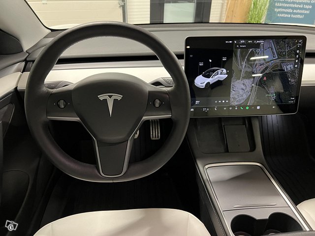 Tesla Model 3 23