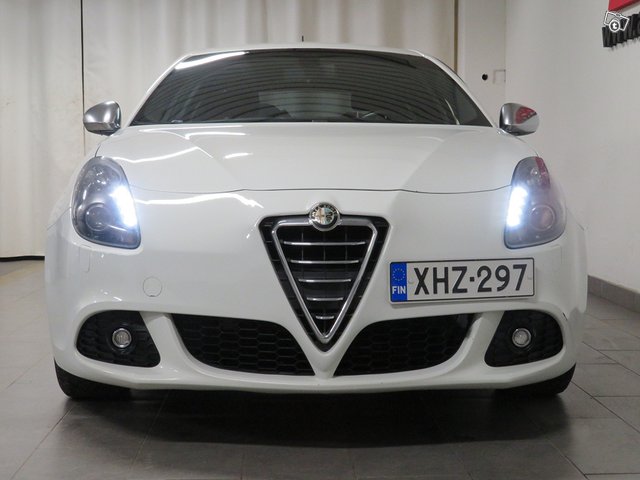 Alfa Romeo Alfa Giulietta 2
