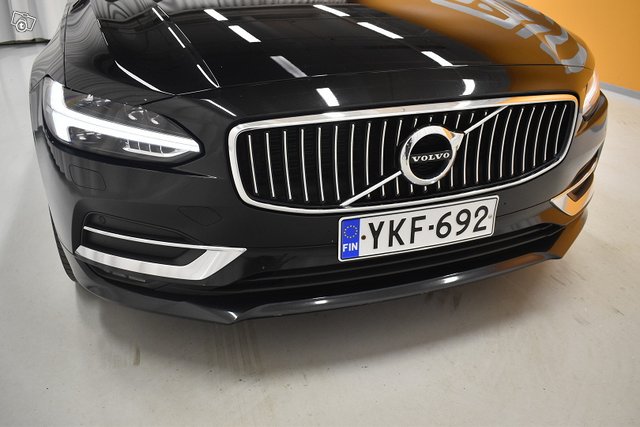 Volvo S90 9