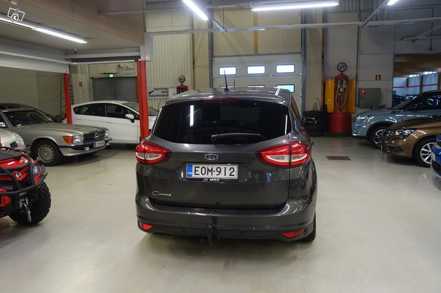 Ford C-Max 5
