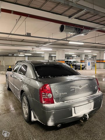 Chrysler 300C 7