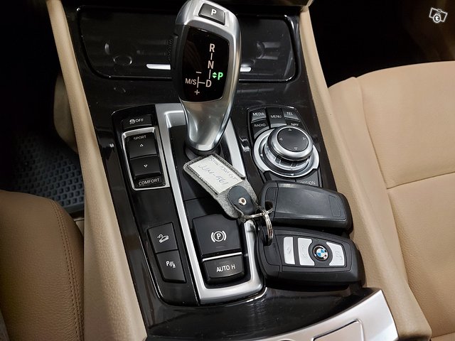 BMW 530 Gran Turismo 21