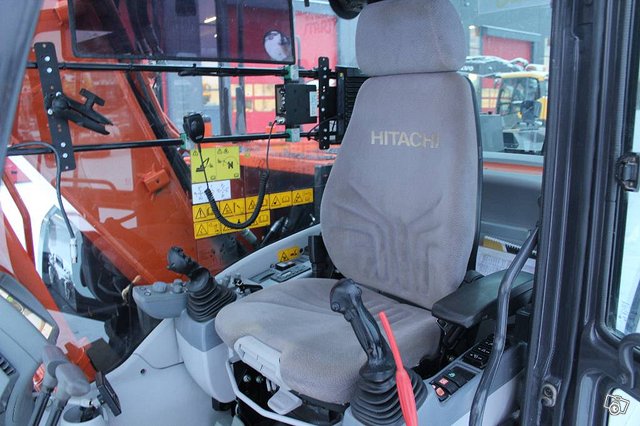 Hitachi ZX 130 LC N / Pyörittäjän, Novatron 3D, Ym 14