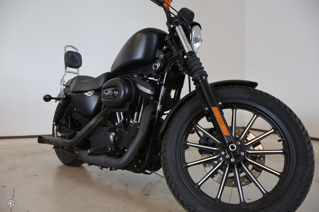 Harley-Davidson Sportster 23