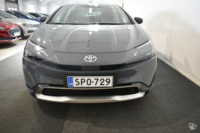 Toyota PRIUS PLUG-IN 9