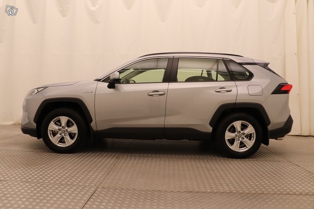 Toyota RAV4 2