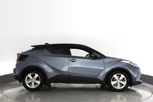 Toyota C-HR 6