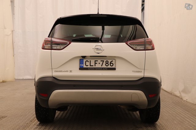 Opel Crossland X 4