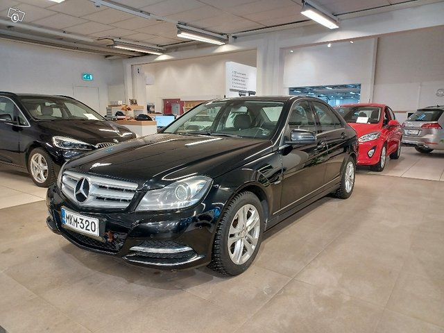 MERCEDES-BENZ C, kuva 1