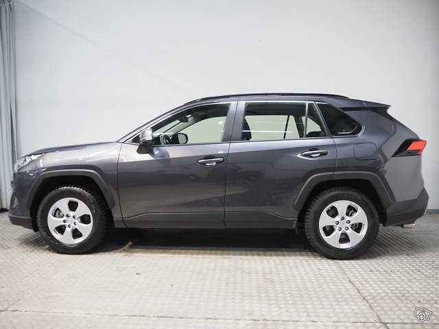 Toyota RAV4 2