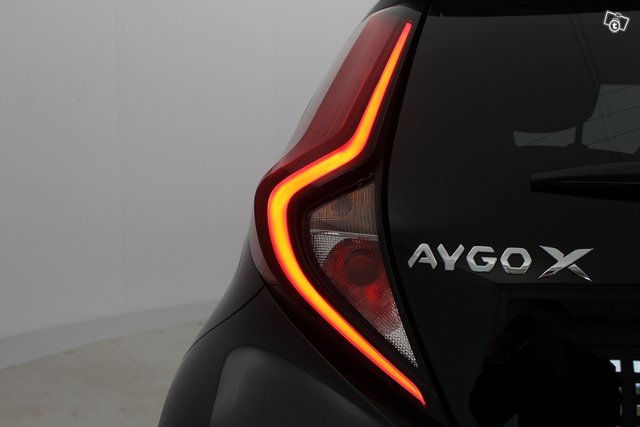 Toyota Aygo X 18