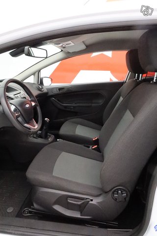Ford Fiesta Van 15