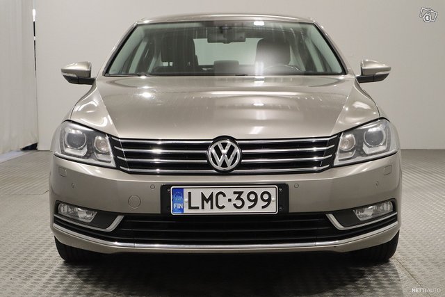 Volkswagen Passat 4