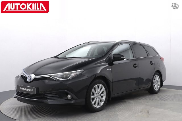 TOYOTA AURIS 1