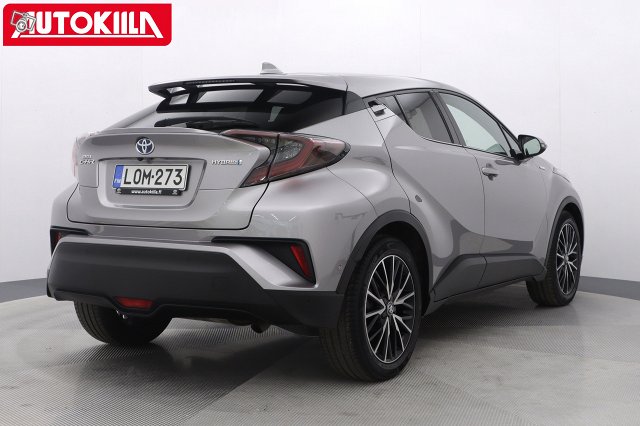 TOYOTA C-HR 5