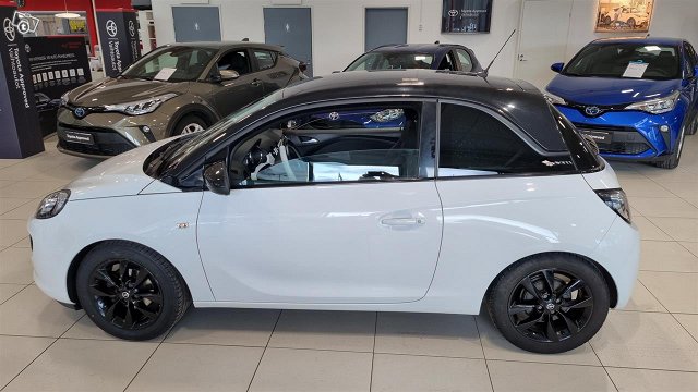 Opel Adam 10
