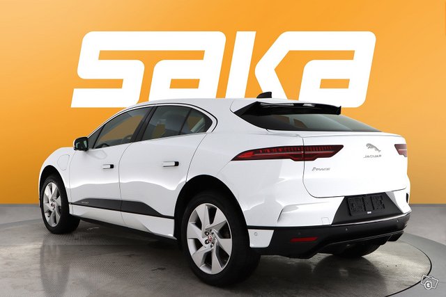 Jaguar I-PACE 5