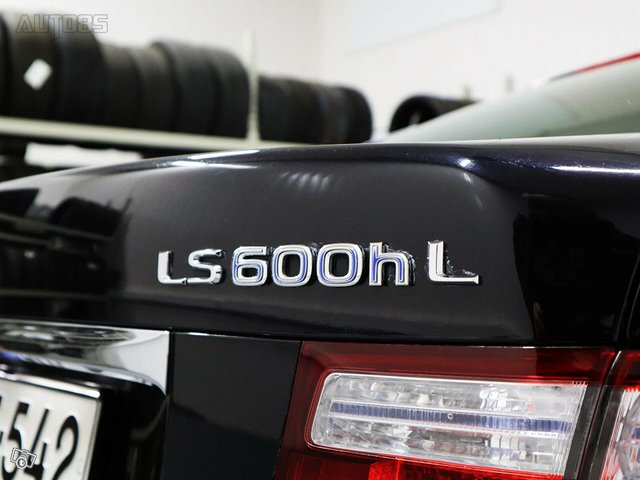 Lexus LS 21
