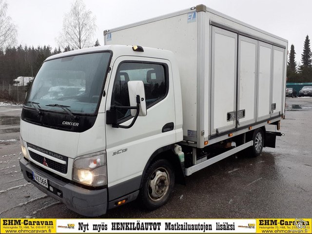 Mitsubishi Fuso Canter 1