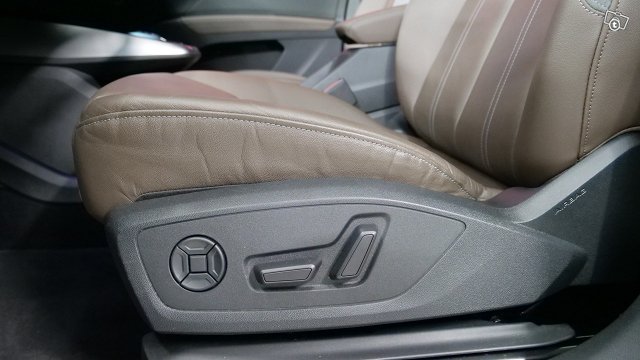 Audi Q4 E-TRON 15