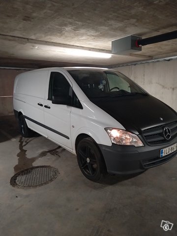 Mercedes-Benz Vito 4