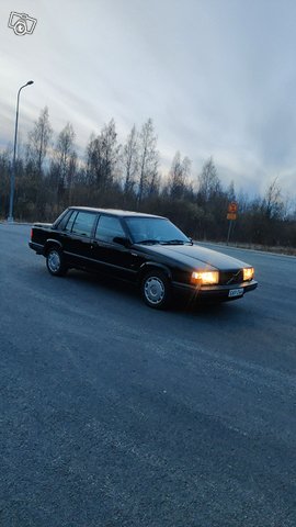 Volvo 740 2