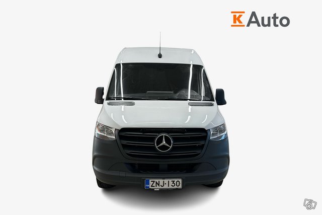 Mercedes-Benz Sprinter 4