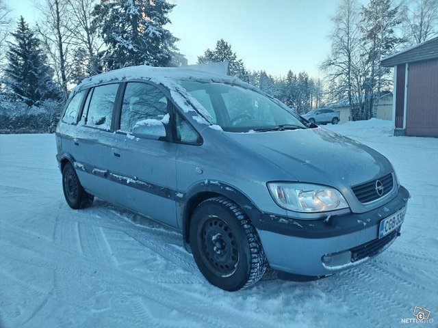 Opel Zafira 6