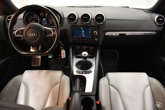 Audi TT RS 16