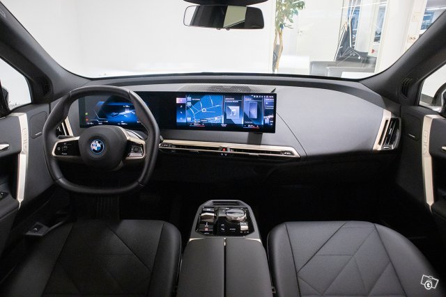 BMW IX 6