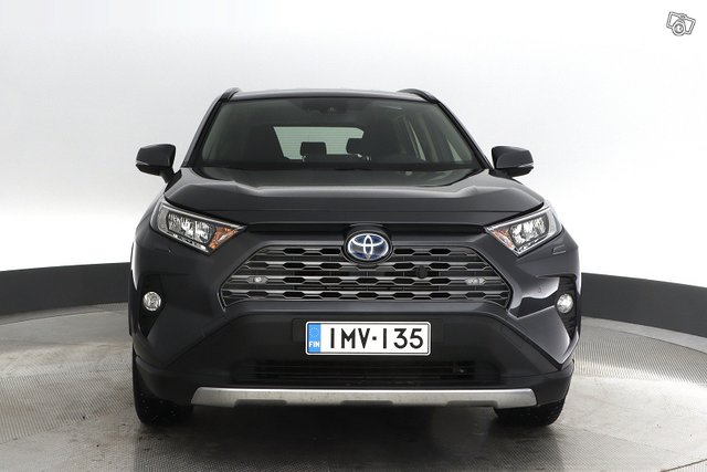 Toyota RAV4 8