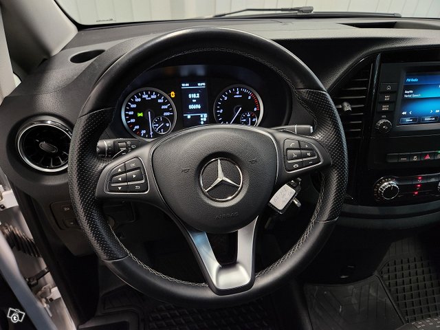 Mercedes-Benz Vito 9