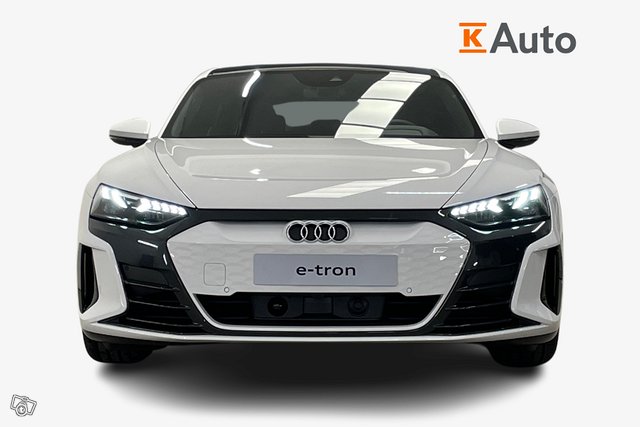 Audi E-tron GT 22