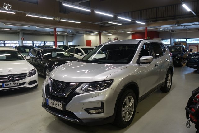 Nissan X-Trail 1