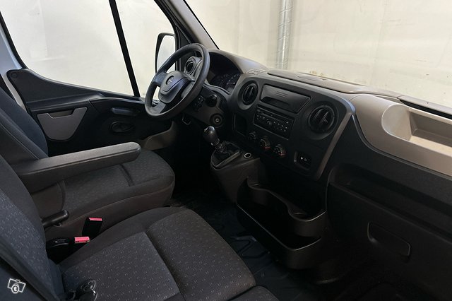 Opel Movano 11