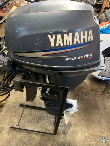 Yamaha f15a perämoottori, kuva 1