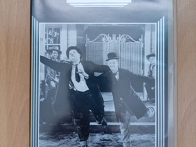 Stan Laurel and Oliver Hardy kaksi kulkuria vhs, Elokuvat, Hattula, Tori.fi