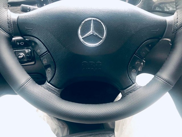 Mercedes-Benz V-sarja 2