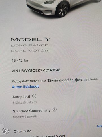 Tesla Model Y 17