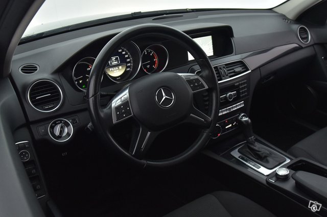Mercedes-Benz C 24