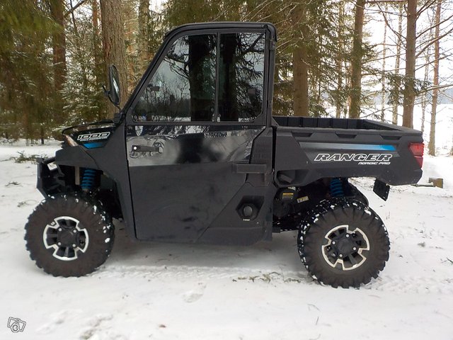 Traktorimönkijä Polaris Ranger 1000 Nordic Pro 9