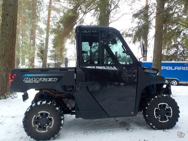 Traktorimönkijä Polaris Ranger 1000 Nordic Pro 5
