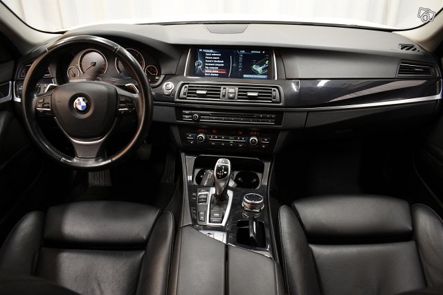 BMW 530 16