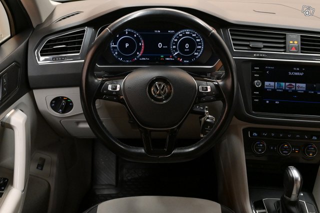 Volkswagen Tiguan 17